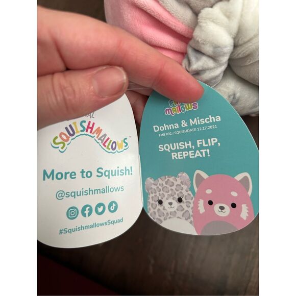 Squishmallows Kellytoy NWT Flip-a-Mallows Dohna Snow Leopard/ Mischa Red Panda - Picture 7 of 8
